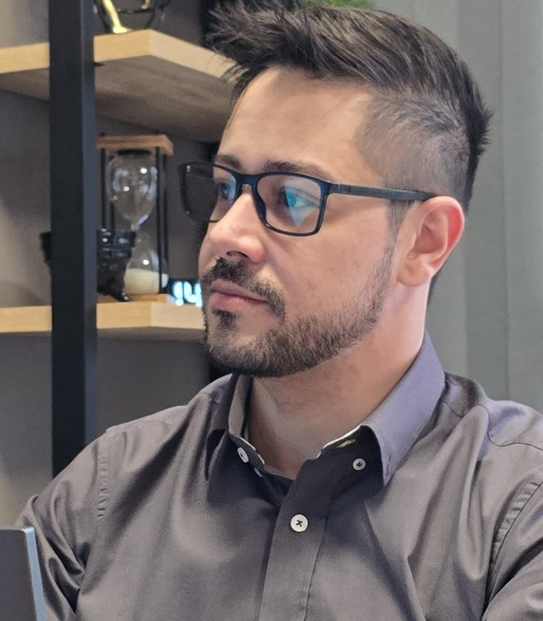 Isac Martin — Fundador